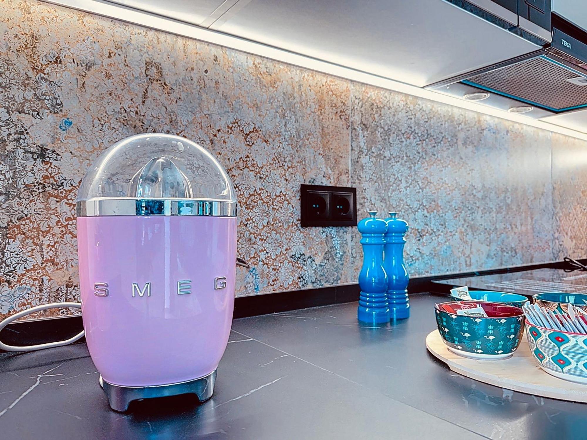 شقة Alhambra Deco Homtels توريمولينوس المظهر الخارجي الصورة
