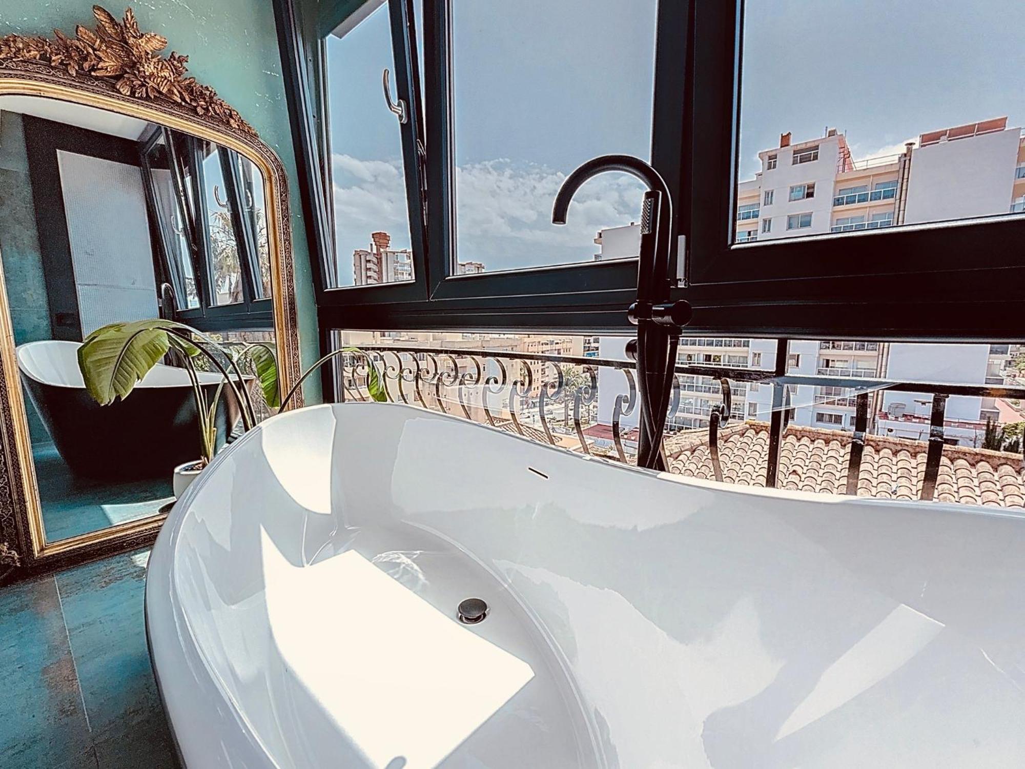 شقة Alhambra Deco Homtels توريمولينوس المظهر الخارجي الصورة