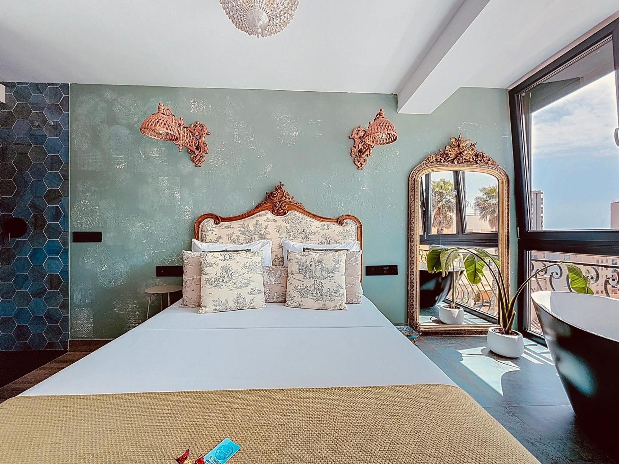 شقة Alhambra Deco Homtels توريمولينوس المظهر الخارجي الصورة