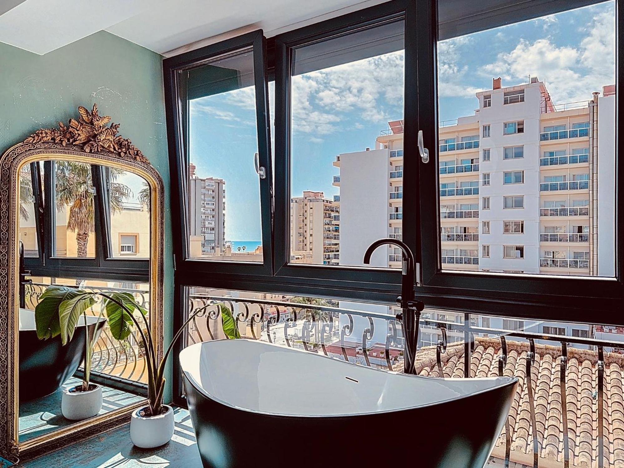 شقة Alhambra Deco Homtels توريمولينوس المظهر الخارجي الصورة